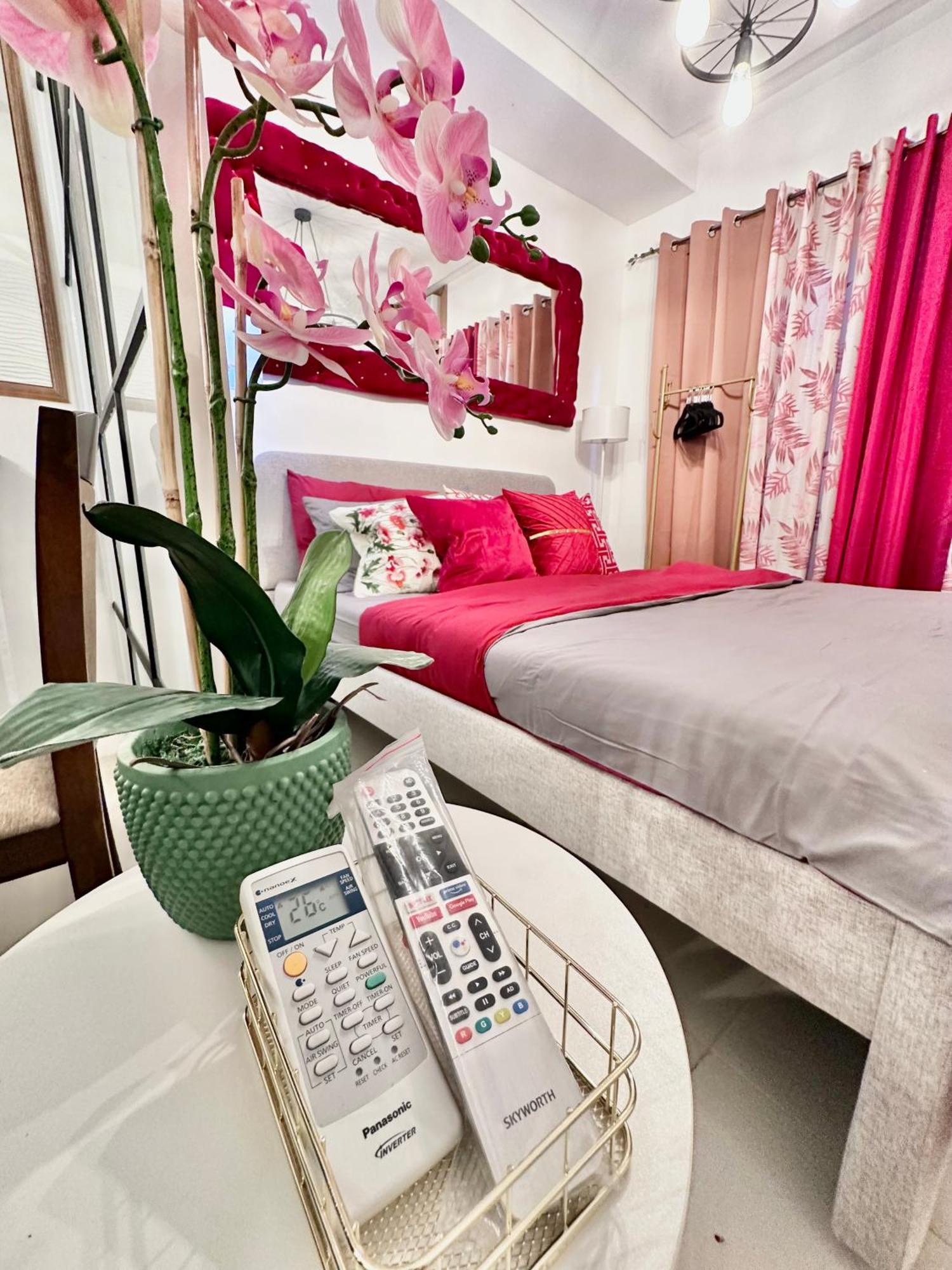 Aesthetic One Bedroom Beside Sm W Pool, Wifi And Netflix Cagayan de Oro Exterior photo